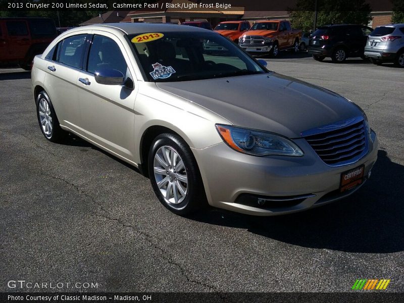 Cashmere Pearl / Black/Light Frost Beige 2013 Chrysler 200 Limited Sedan