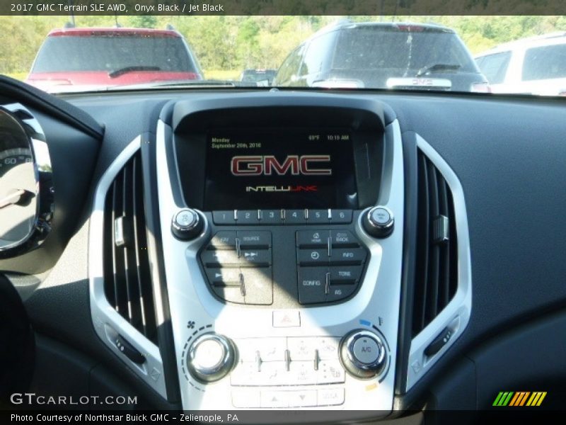 Onyx Black / Jet Black 2017 GMC Terrain SLE AWD