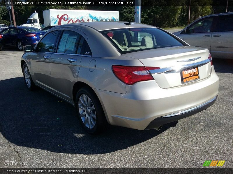 Cashmere Pearl / Black/Light Frost Beige 2013 Chrysler 200 Limited Sedan