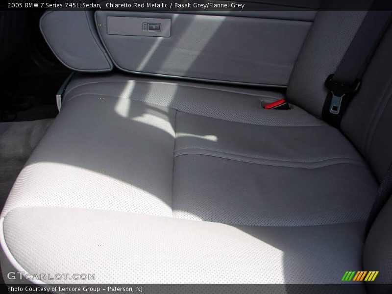Chiaretto Red Metallic / Basalt Grey/Flannel Grey 2005 BMW 7 Series 745Li Sedan
