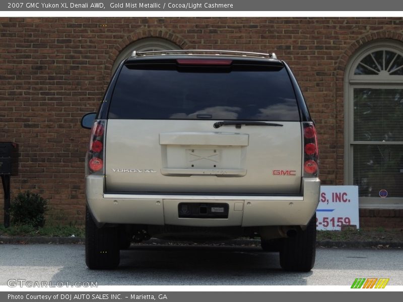 Gold Mist Metallic / Cocoa/Light Cashmere 2007 GMC Yukon XL Denali AWD