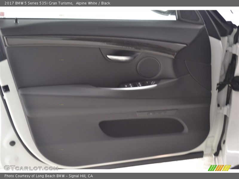 Alpine White / Black 2017 BMW 5 Series 535i Gran Turismo