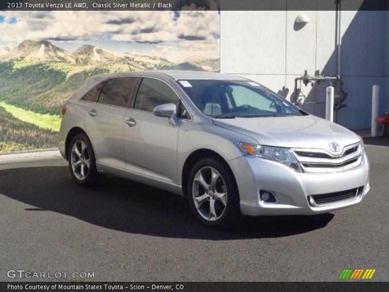 Classic Silver Metallic / Black 2013 Toyota Venza LE AWD