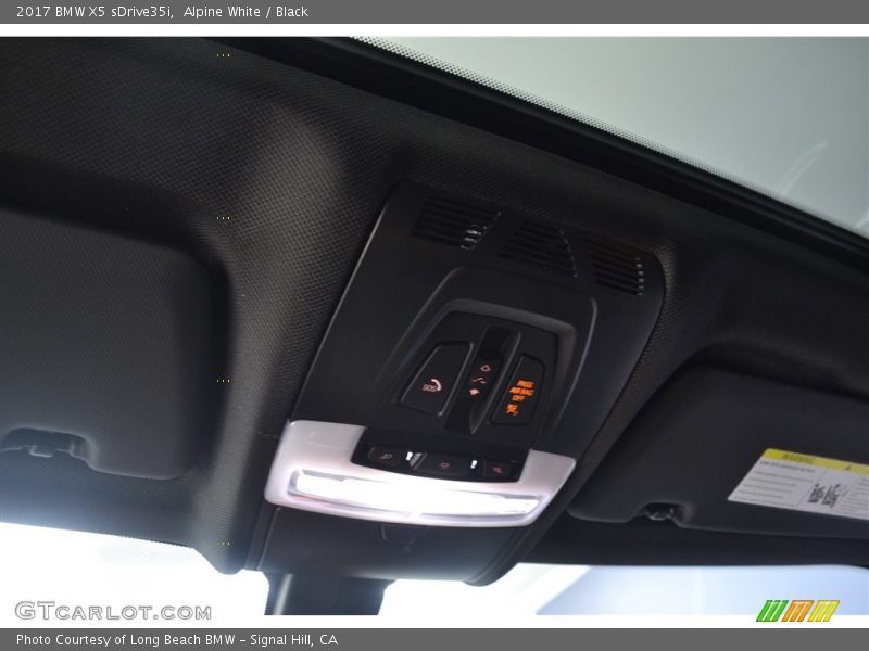Alpine White / Black 2017 BMW X5 sDrive35i