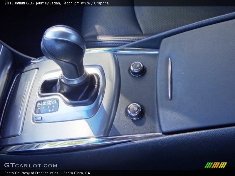 Moonlight White / Graphite 2013 Infiniti G 37 Journey Sedan