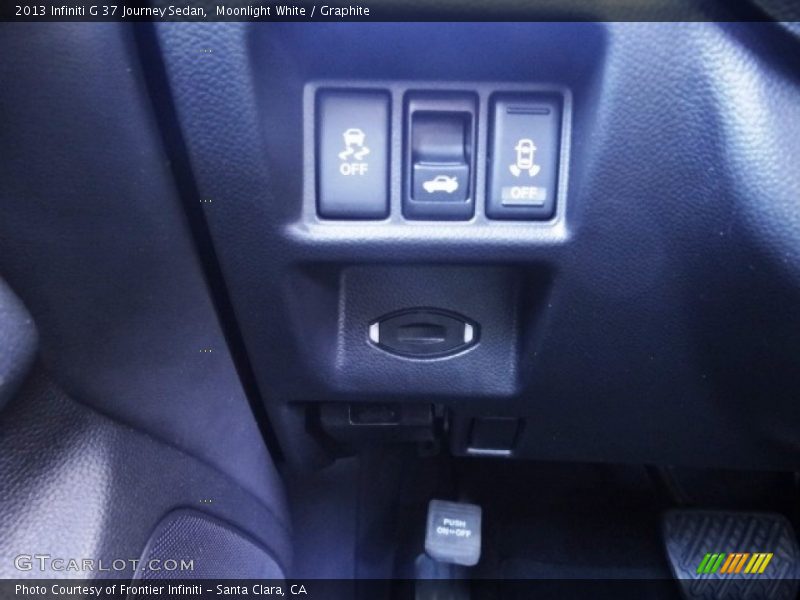 Moonlight White / Graphite 2013 Infiniti G 37 Journey Sedan