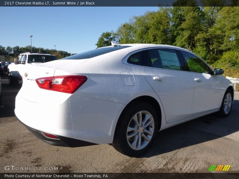 Summit White / Jet Black 2017 Chevrolet Malibu LT