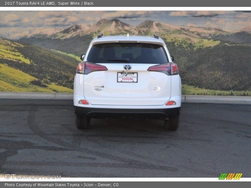 Super White / Black 2017 Toyota RAV4 LE AWD