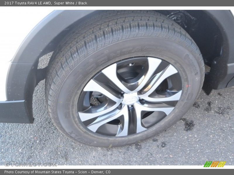 Super White / Black 2017 Toyota RAV4 LE AWD
