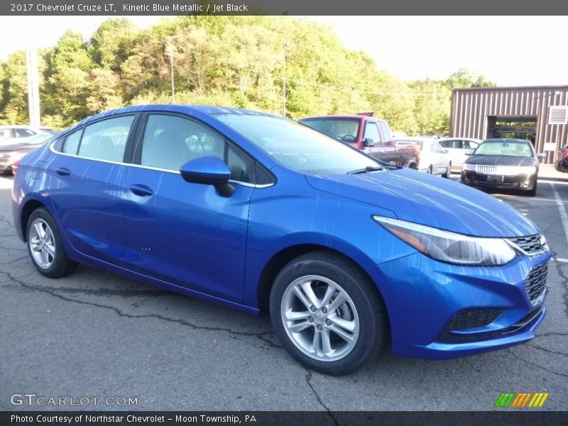 Kinetic Blue Metallic / Jet Black 2017 Chevrolet Cruze LT