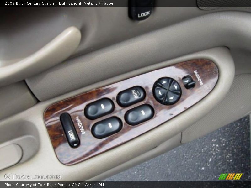 Light Sandrift Metallic / Taupe 2003 Buick Century Custom