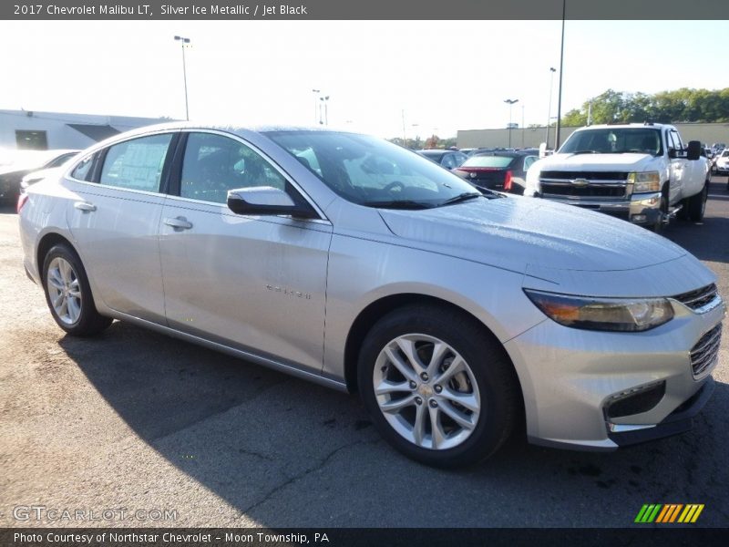 Silver Ice Metallic / Jet Black 2017 Chevrolet Malibu LT