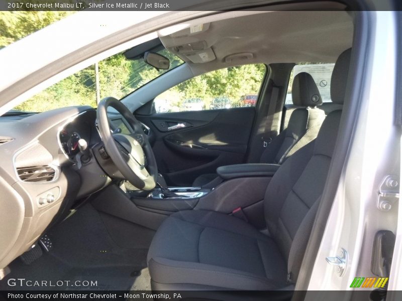 Silver Ice Metallic / Jet Black 2017 Chevrolet Malibu LT