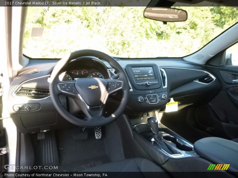 Silver Ice Metallic / Jet Black 2017 Chevrolet Malibu LT