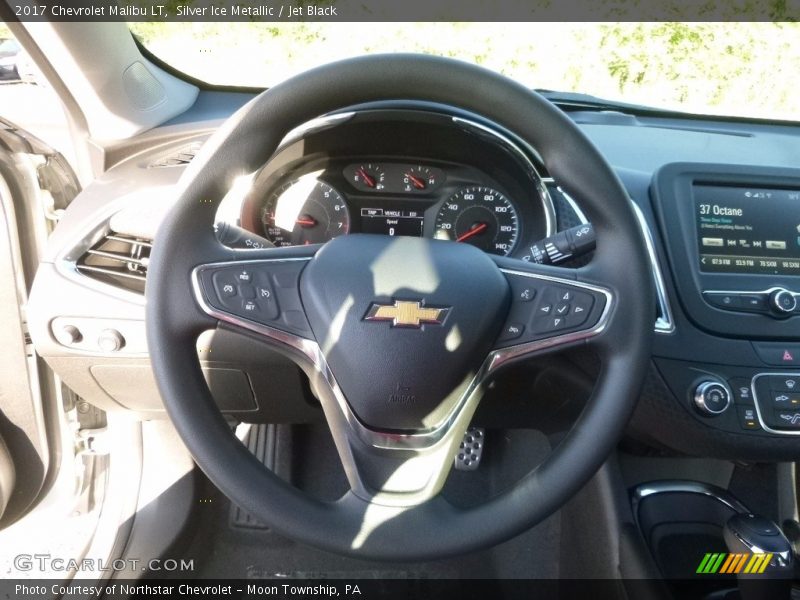 Silver Ice Metallic / Jet Black 2017 Chevrolet Malibu LT
