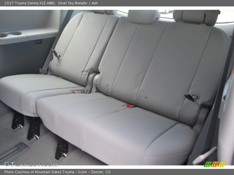 Silver Sky Metallic / Ash 2017 Toyota Sienna XLE AWD
