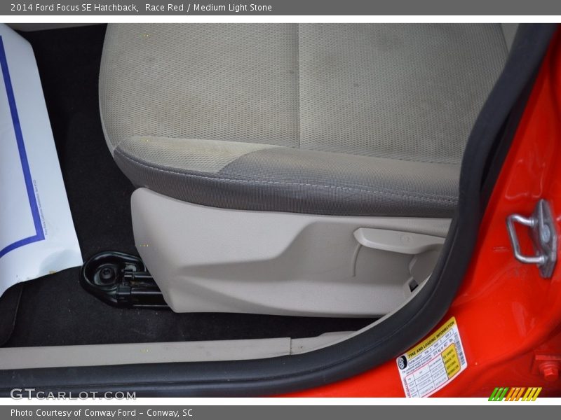Race Red / Medium Light Stone 2014 Ford Focus SE Hatchback