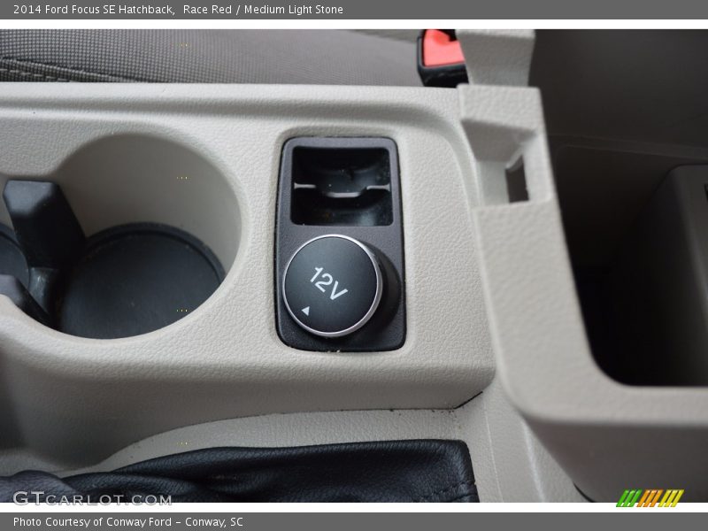 Race Red / Medium Light Stone 2014 Ford Focus SE Hatchback