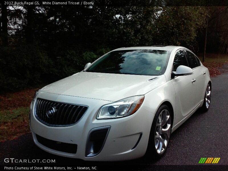 White Diamond Tricoat / Ebony 2012 Buick Regal GS