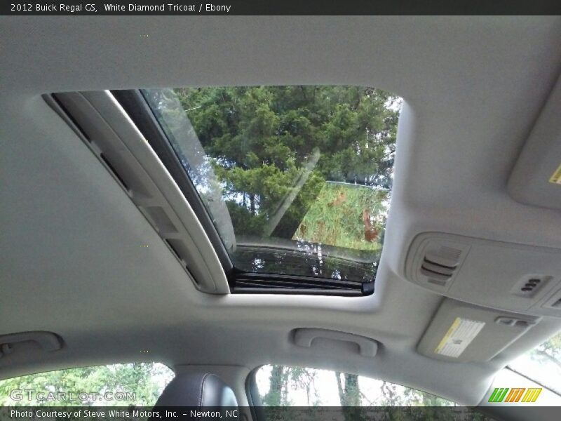White Diamond Tricoat / Ebony 2012 Buick Regal GS