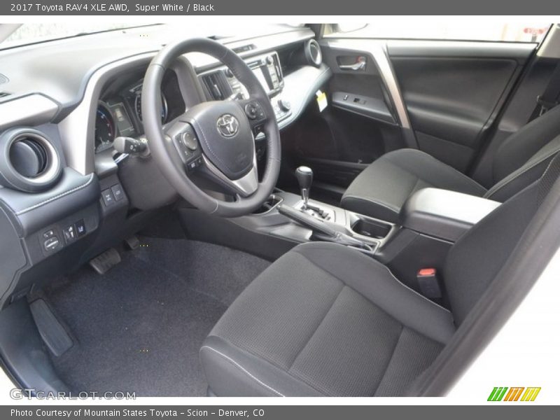 Super White / Black 2017 Toyota RAV4 XLE AWD