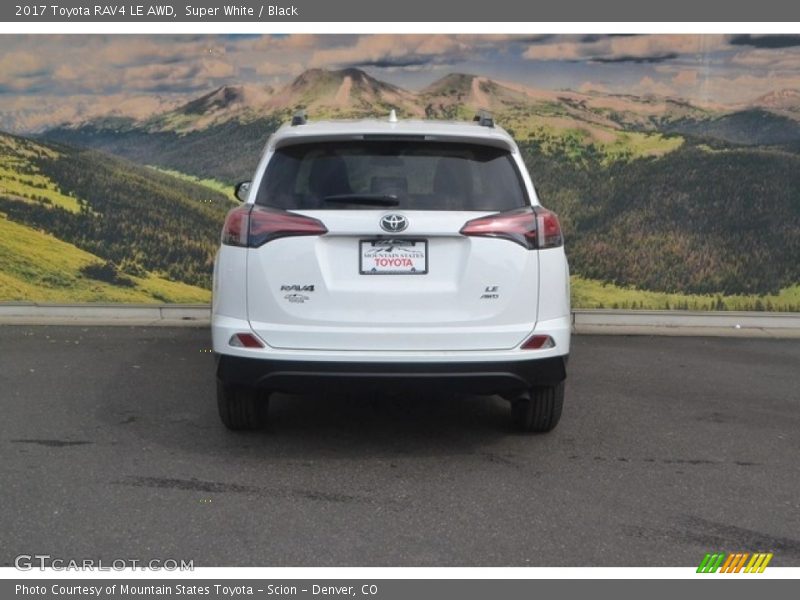 Super White / Black 2017 Toyota RAV4 LE AWD