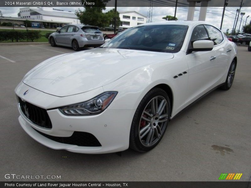 Bianco (White) / Nero 2014 Maserati Ghibli S Q4