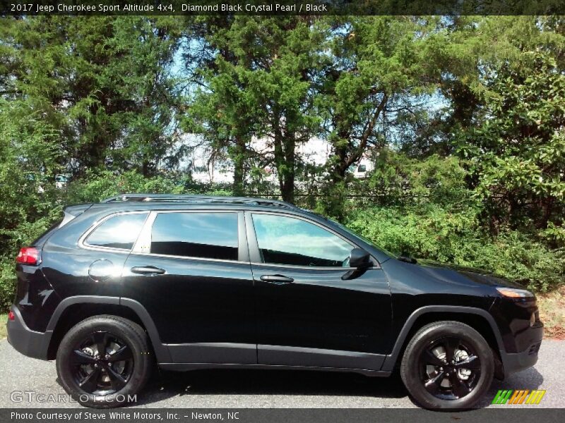 Diamond Black Crystal Pearl / Black 2017 Jeep Cherokee Sport Altitude 4x4