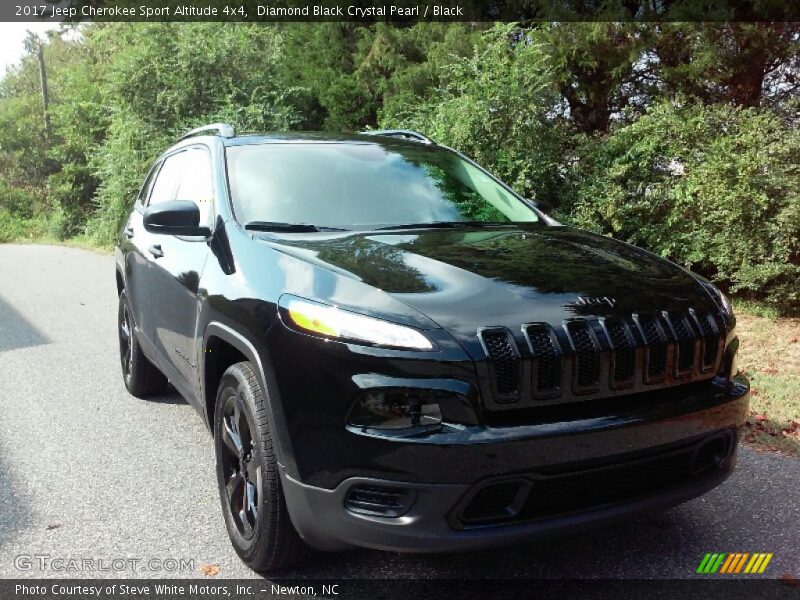 Diamond Black Crystal Pearl / Black 2017 Jeep Cherokee Sport Altitude 4x4