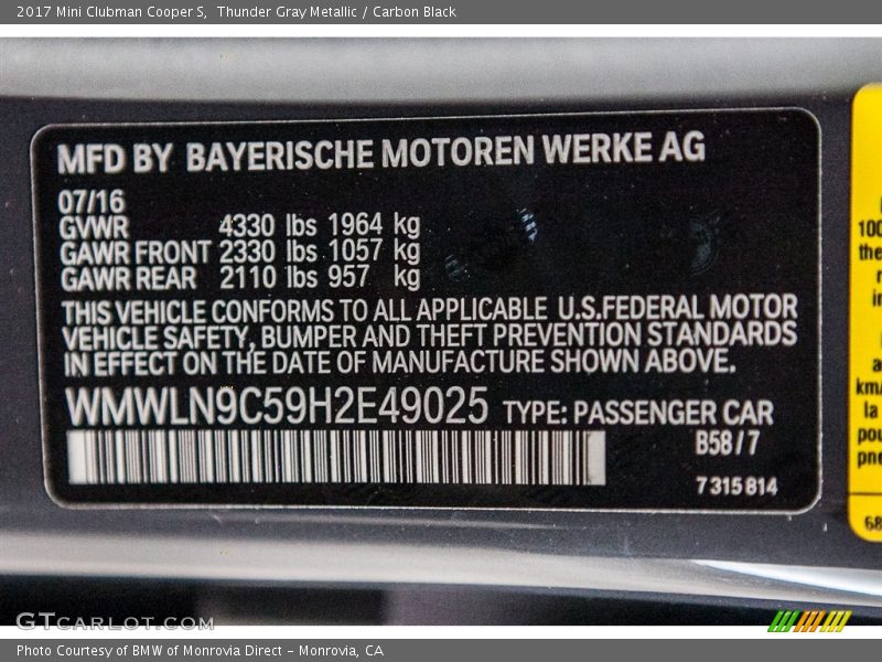 Thunder Gray Metallic / Carbon Black 2017 Mini Clubman Cooper S