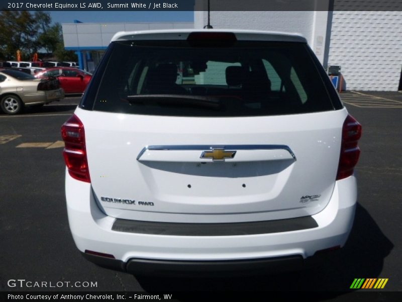 Summit White / Jet Black 2017 Chevrolet Equinox LS AWD