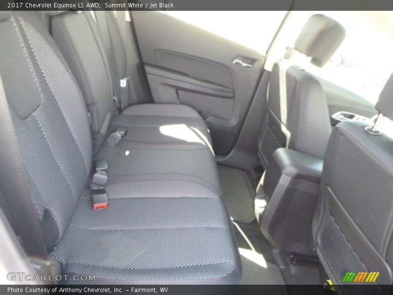 Summit White / Jet Black 2017 Chevrolet Equinox LS AWD