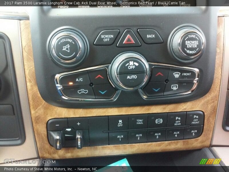 Controls of 2017 3500 Laramie Longhorn Crew Cab 4x4 Dual Rear Wheel