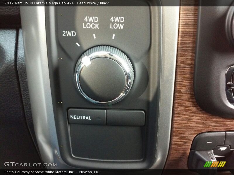 Controls of 2017 3500 Laramie Mega Cab 4x4