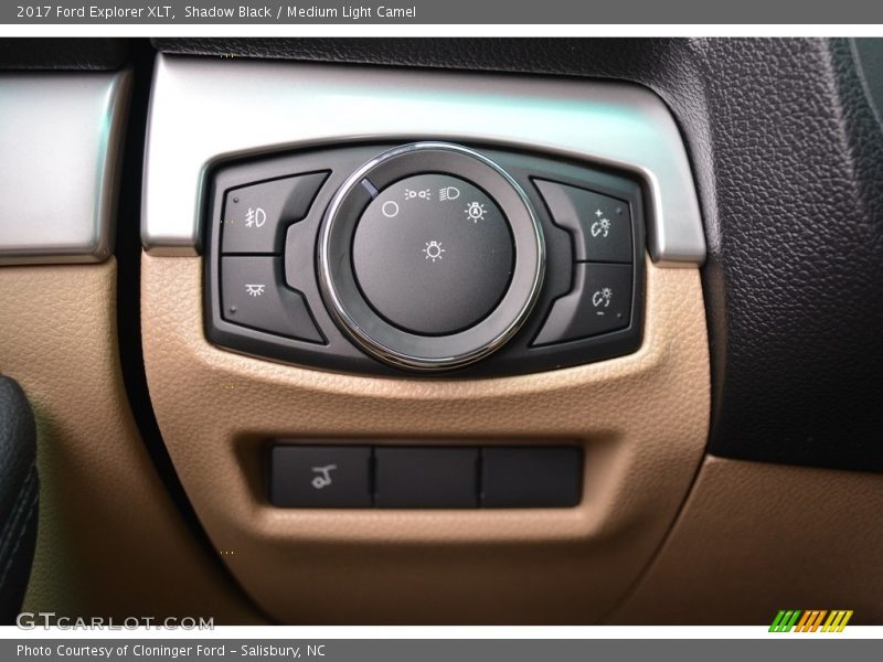 Shadow Black / Medium Light Camel 2017 Ford Explorer XLT