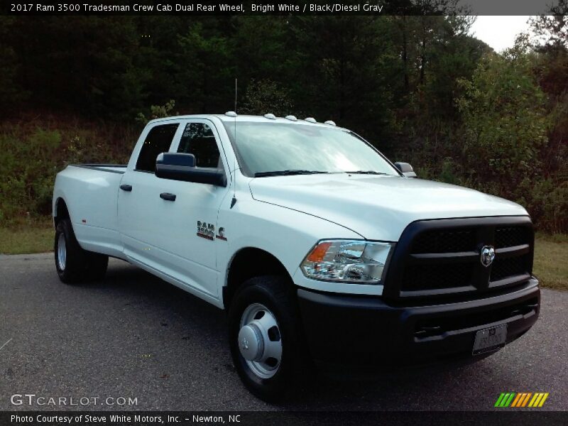 Front 3/4 View of 2017 3500 Tradesman Crew Cab Dual Rear Wheel