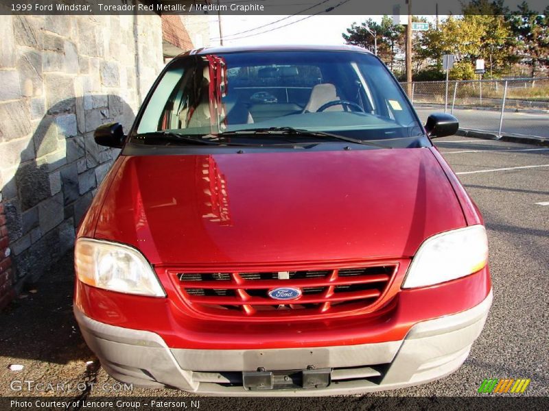 Toreador Red Metallic / Medium Graphite 1999 Ford Windstar