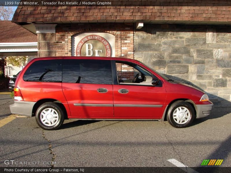 Toreador Red Metallic / Medium Graphite 1999 Ford Windstar