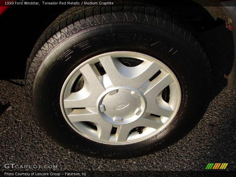 Toreador Red Metallic / Medium Graphite 1999 Ford Windstar