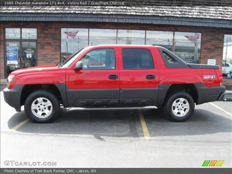 Victory Red / Gray/Dark Charcoal 2005 Chevrolet Avalanche Z71 4x4