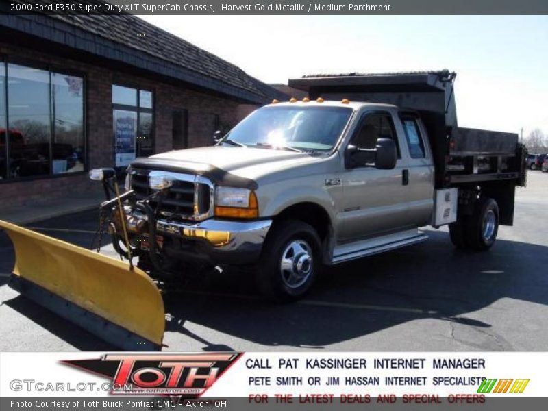 Harvest Gold Metallic / Medium Parchment 2000 Ford F350 Super Duty XLT SuperCab Chassis