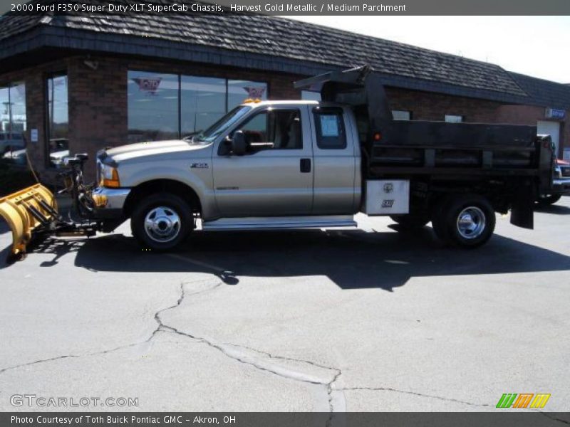 Harvest Gold Metallic / Medium Parchment 2000 Ford F350 Super Duty XLT SuperCab Chassis