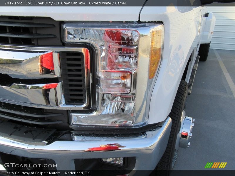 Oxford White / Camel 2017 Ford F350 Super Duty XLT Crew Cab 4x4