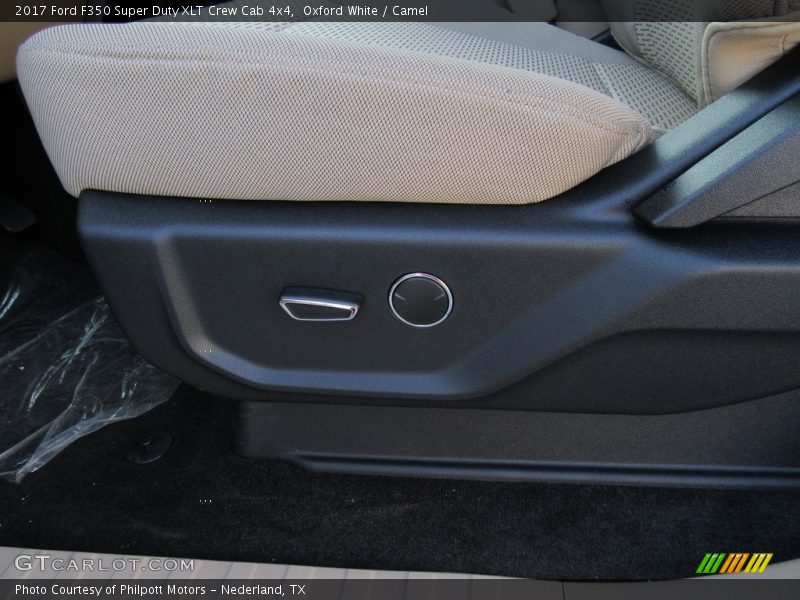 Oxford White / Camel 2017 Ford F350 Super Duty XLT Crew Cab 4x4