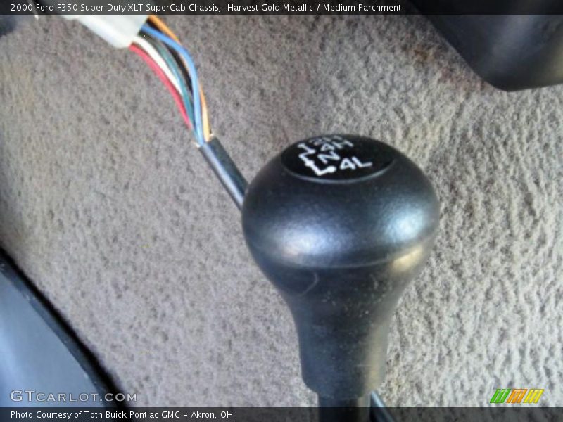 Harvest Gold Metallic / Medium Parchment 2000 Ford F350 Super Duty XLT SuperCab Chassis