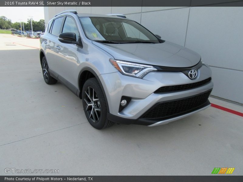Silver Sky Metallic / Black 2016 Toyota RAV4 SE