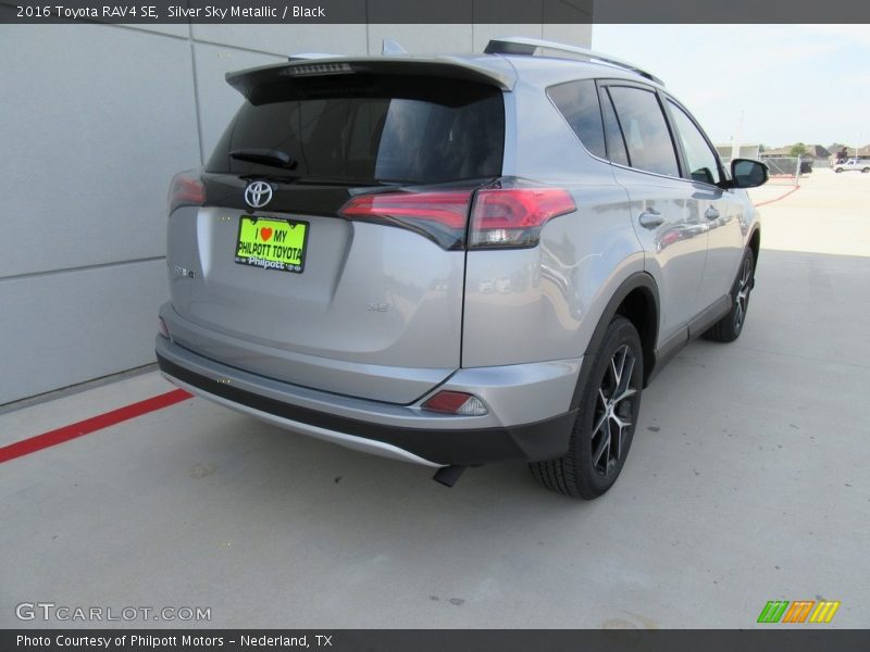 Silver Sky Metallic / Black 2016 Toyota RAV4 SE