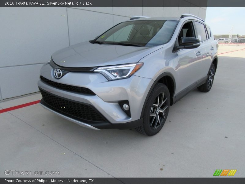 Silver Sky Metallic / Black 2016 Toyota RAV4 SE