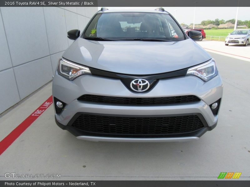 Silver Sky Metallic / Black 2016 Toyota RAV4 SE