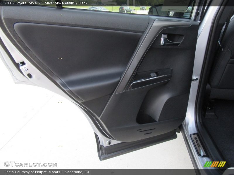 Silver Sky Metallic / Black 2016 Toyota RAV4 SE